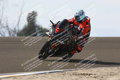 media/Nov-02-2025-Lets Ride (Sun) [[f7a3caa734]]/B Group/1120am (Turn 2 Inside)/